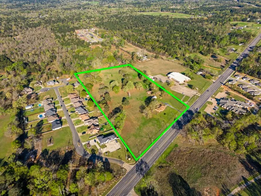 5015 Gilmer Road, Longview, TX 75604 - #3