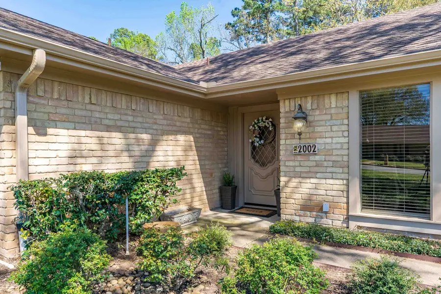 2002 E Warwick Circle, Longview, TX 75601 - #3