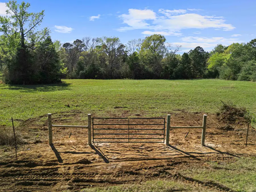 1709 James Marshall Rd, Marshall, TX 75670 - #2