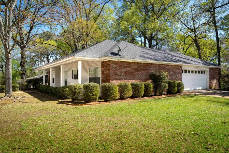 1000 Camille Dr, Longview, TX 75605 - #2