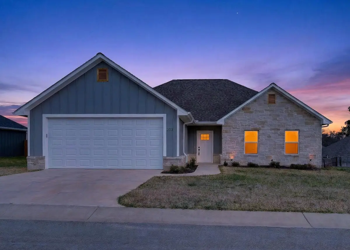 203 Toro Dr., Winona, TX 75792 - #1
