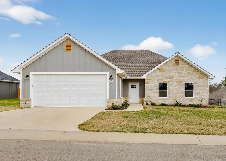 203 Toro Dr., Winona, TX 75792 - #2