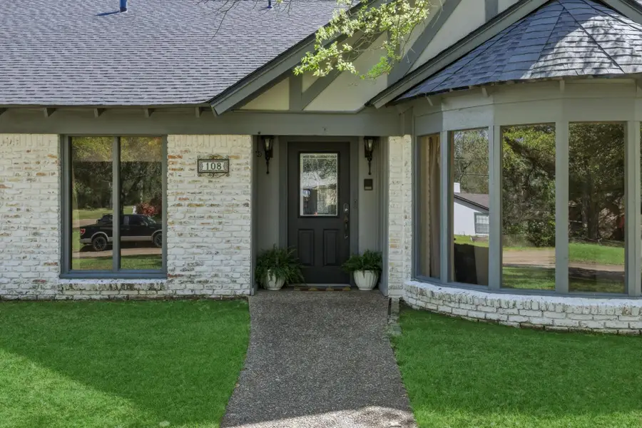 108 Mark Pl, Kilgore, TX 75662 - #3