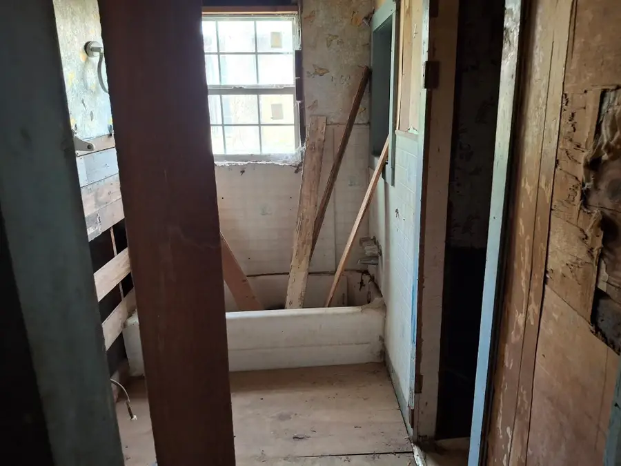 309 Overton, Henderson, TX 75652 - #3