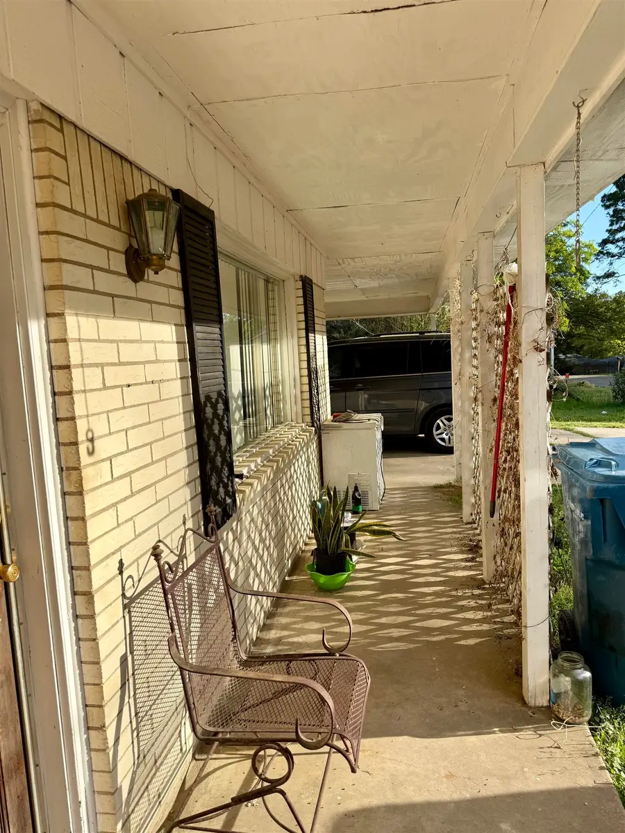 505 S Church Ave, Mount Pleasant, TX 75455 - #2