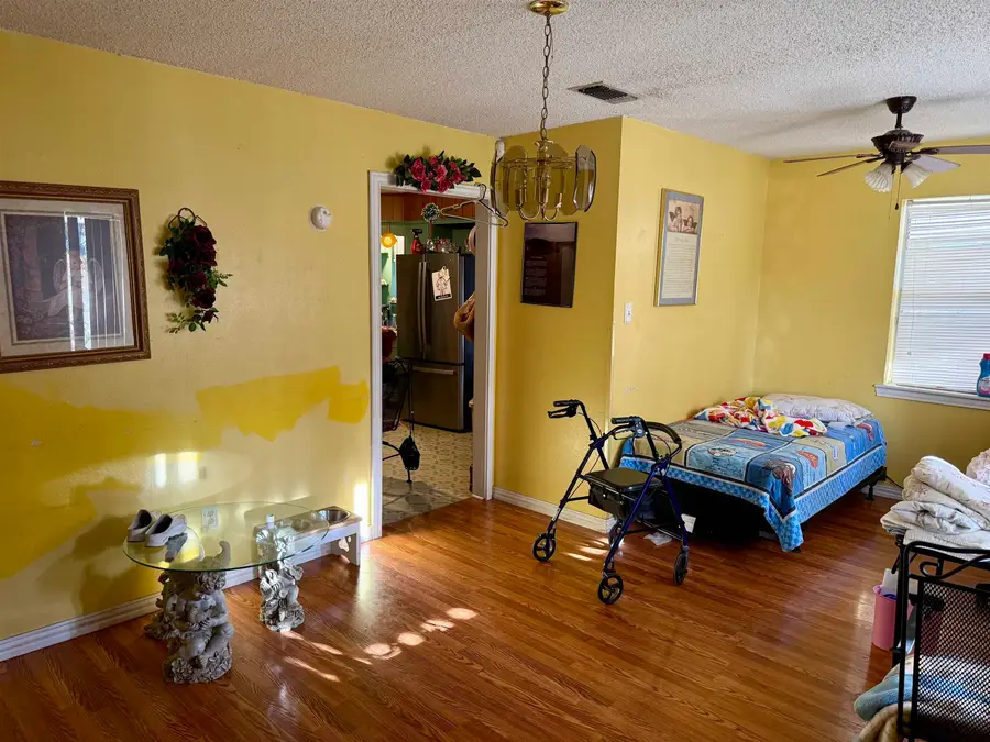 505 S Church Ave, Mount Pleasant, TX 75455 - #3