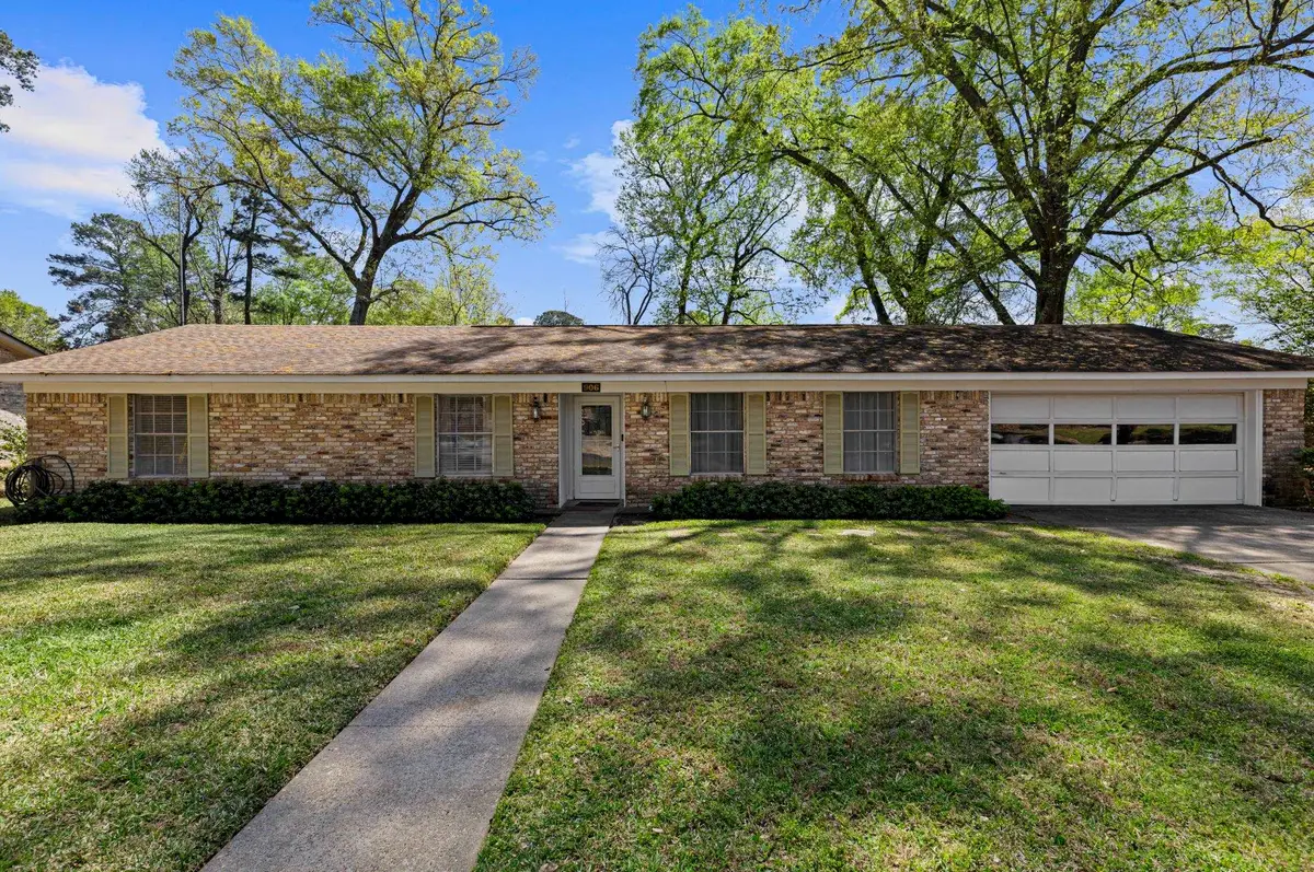 906 Orchard St., Longview, TX 75605 - #1