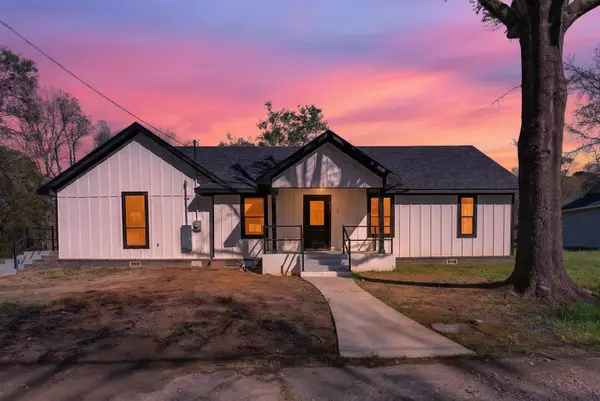 203 S Olive St., Gladewater, TX 75647