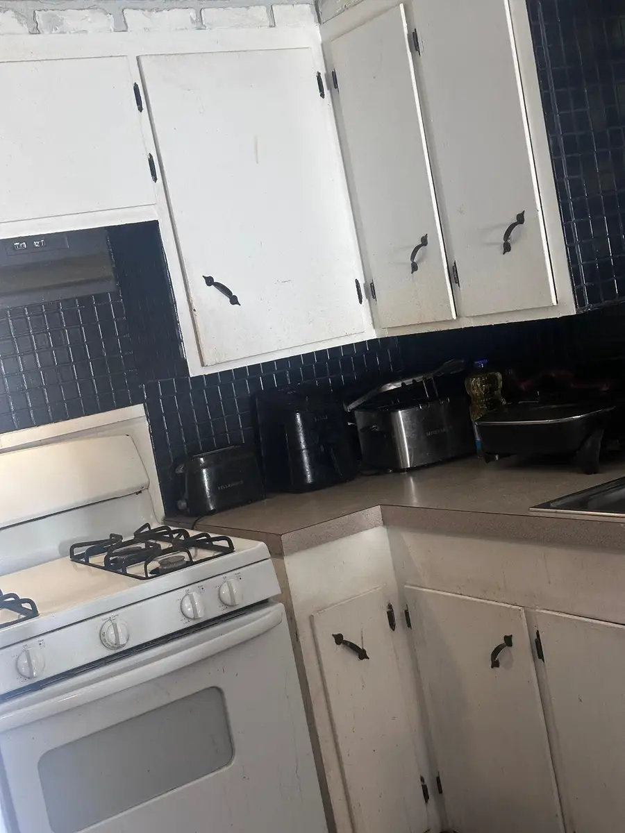 206 W Melton, Longview, TX 75602 - #2