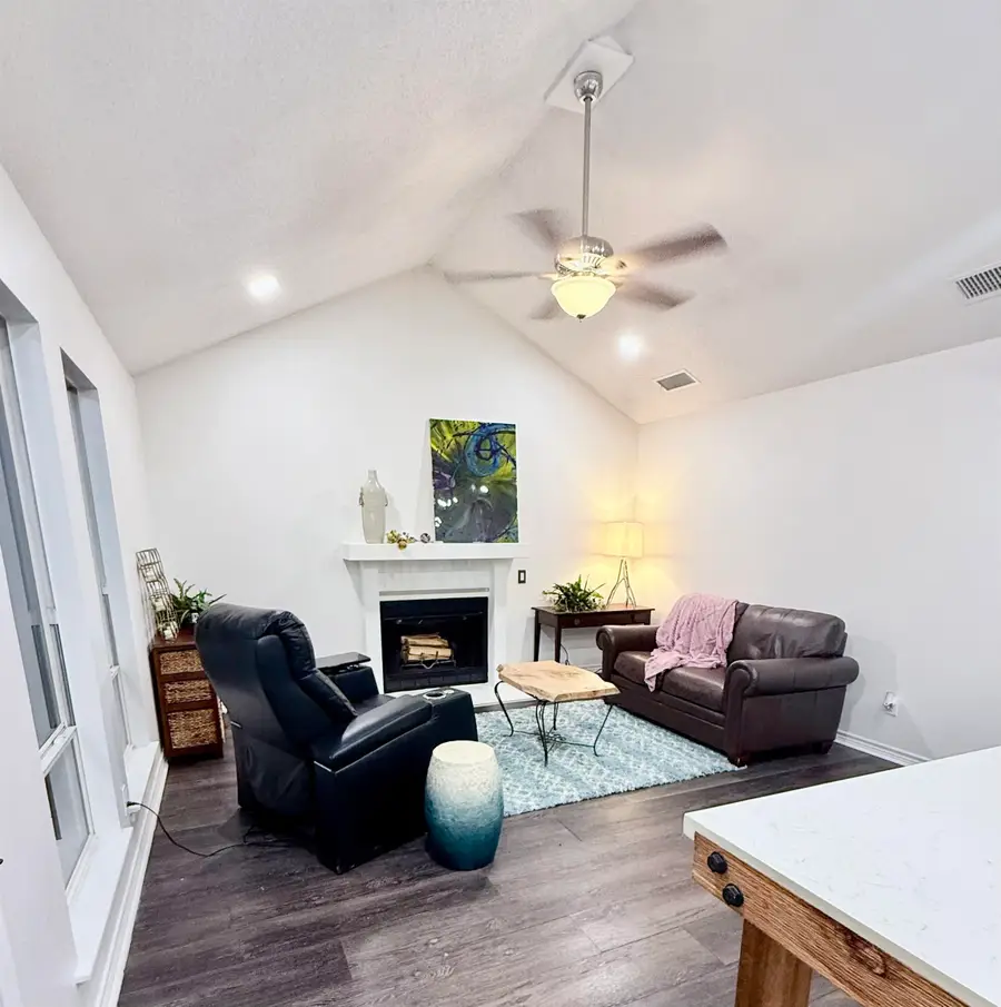 188 Candlelight Path, Holly Lake Ranch, TX 75765 - #3