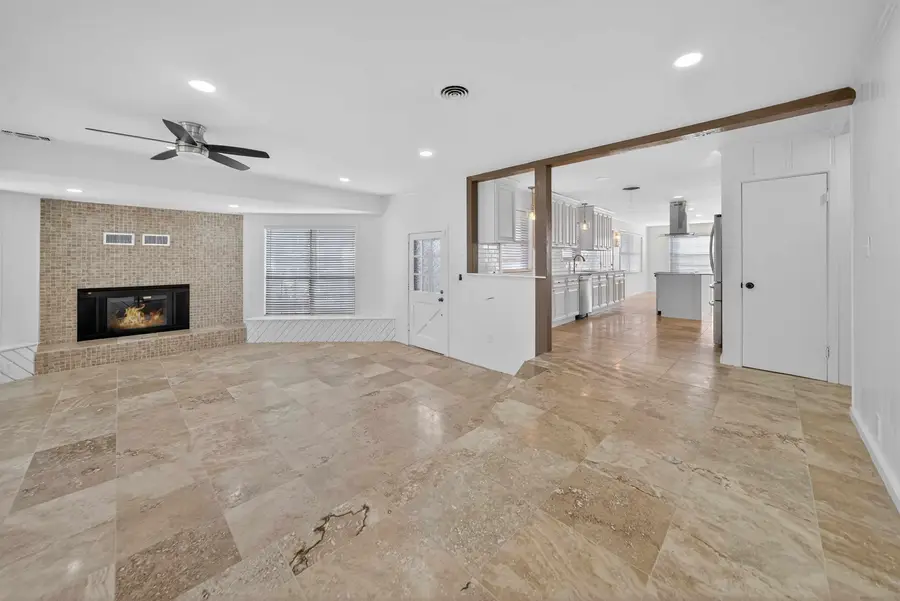 109 Maxine St, Mineola, TX 75773 - #3