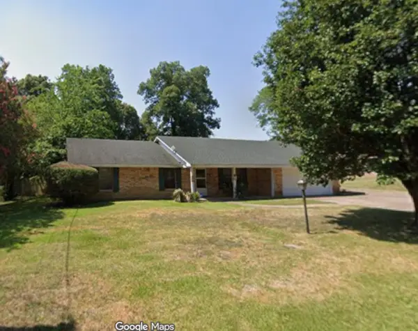2113 Hendricks, Gladewater, TX 75647-4125
