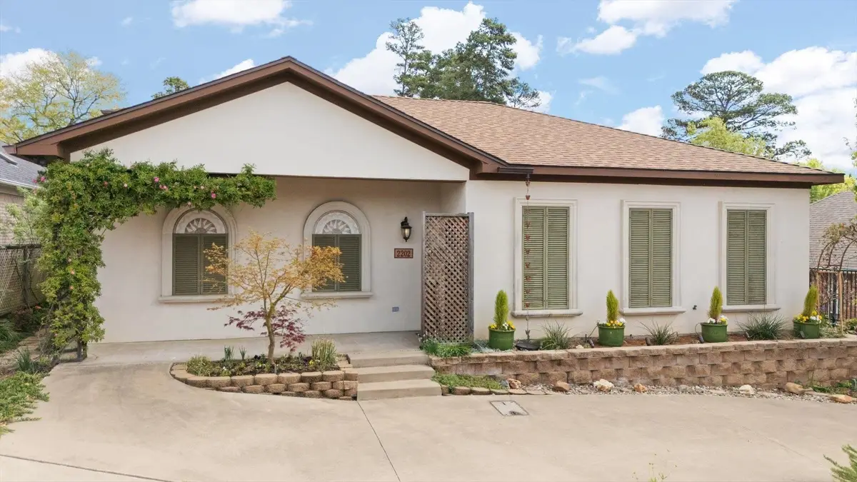 2202 Robbinwood Lane, Longview, TX 75601 - #1