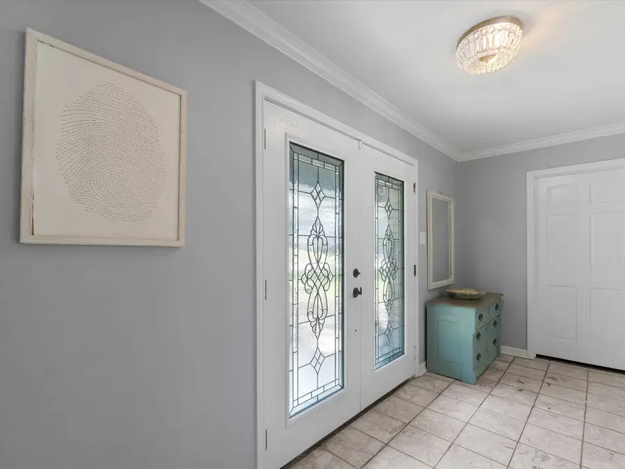 701 Eden Dr., Longview, TX 75605 - #3