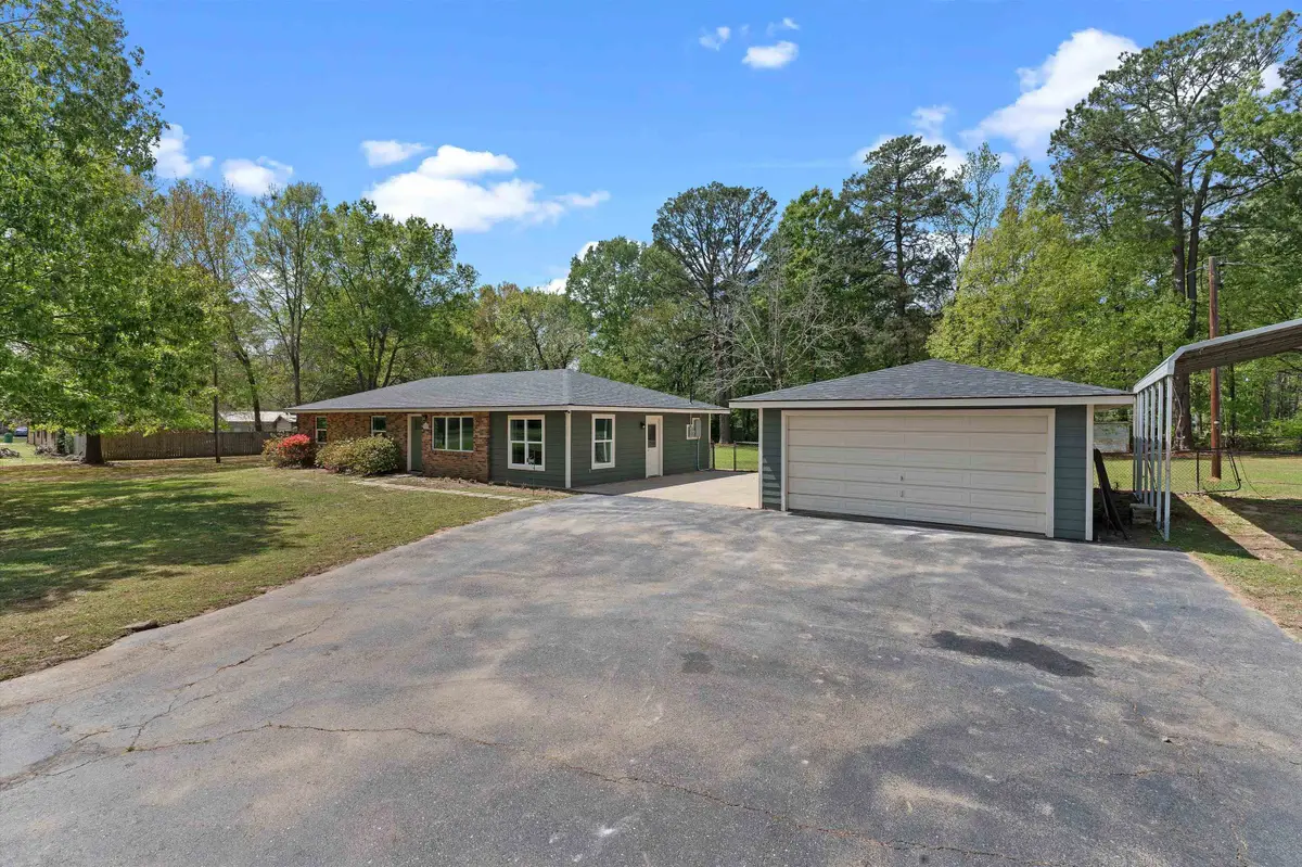 145 Madison Dr, Longview, TX 75603 - #1