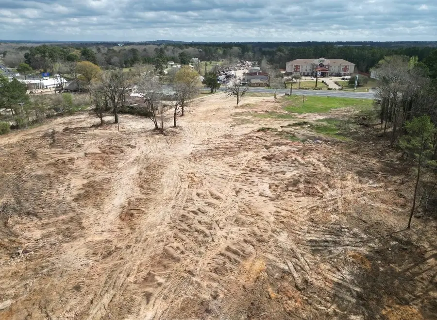 3309 N US HWY 259, Kilgore, TX 75662 - #2