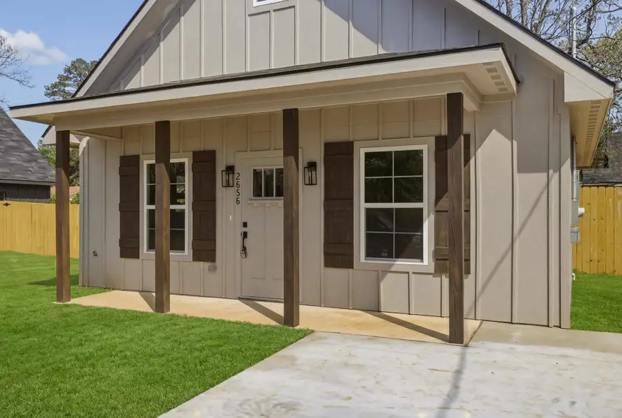 2656 Hendricks St, Gladewater, TX 75647 - #3