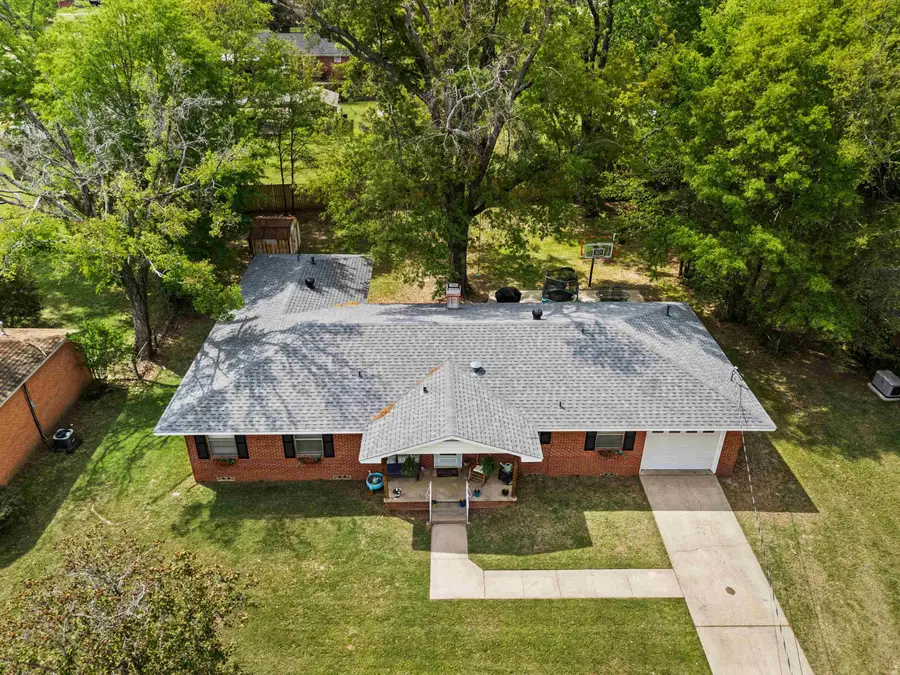 2907 Acadia St., Marshall, TX 75672 - #3