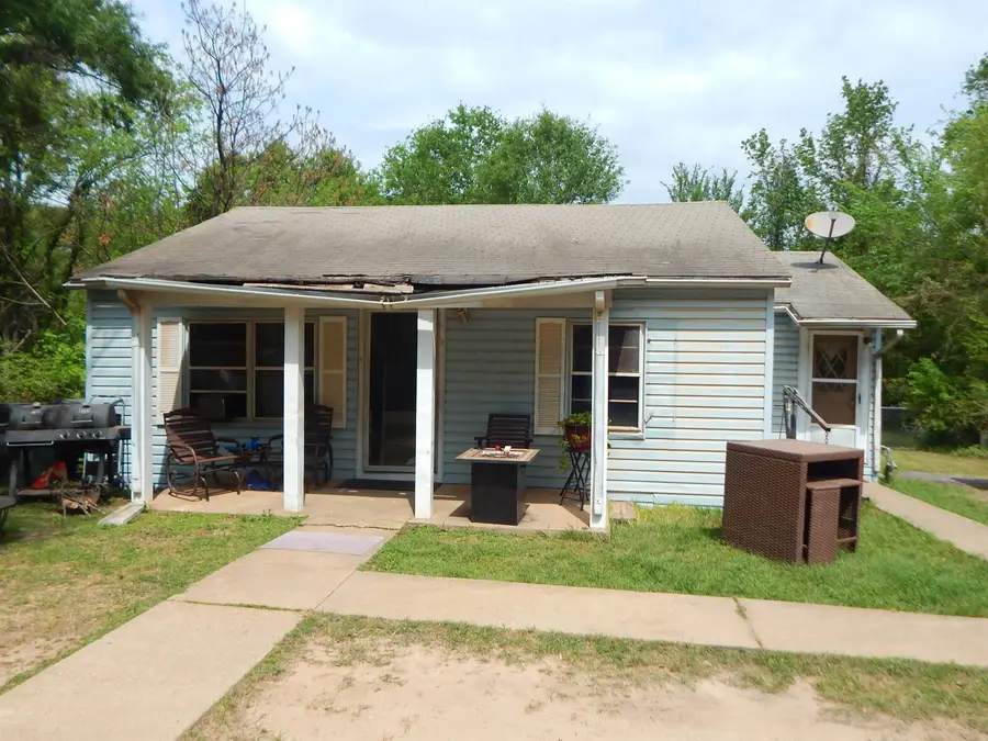 212 BORDER, Gilmer, TX 75644 - #2