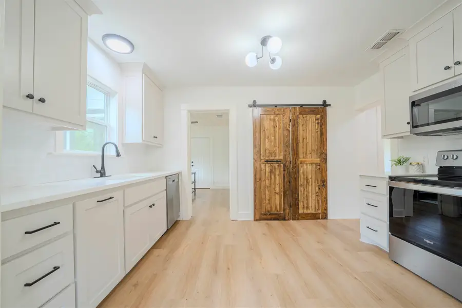 230 Parkwood Street, Kilgore, TX 75662 - #3