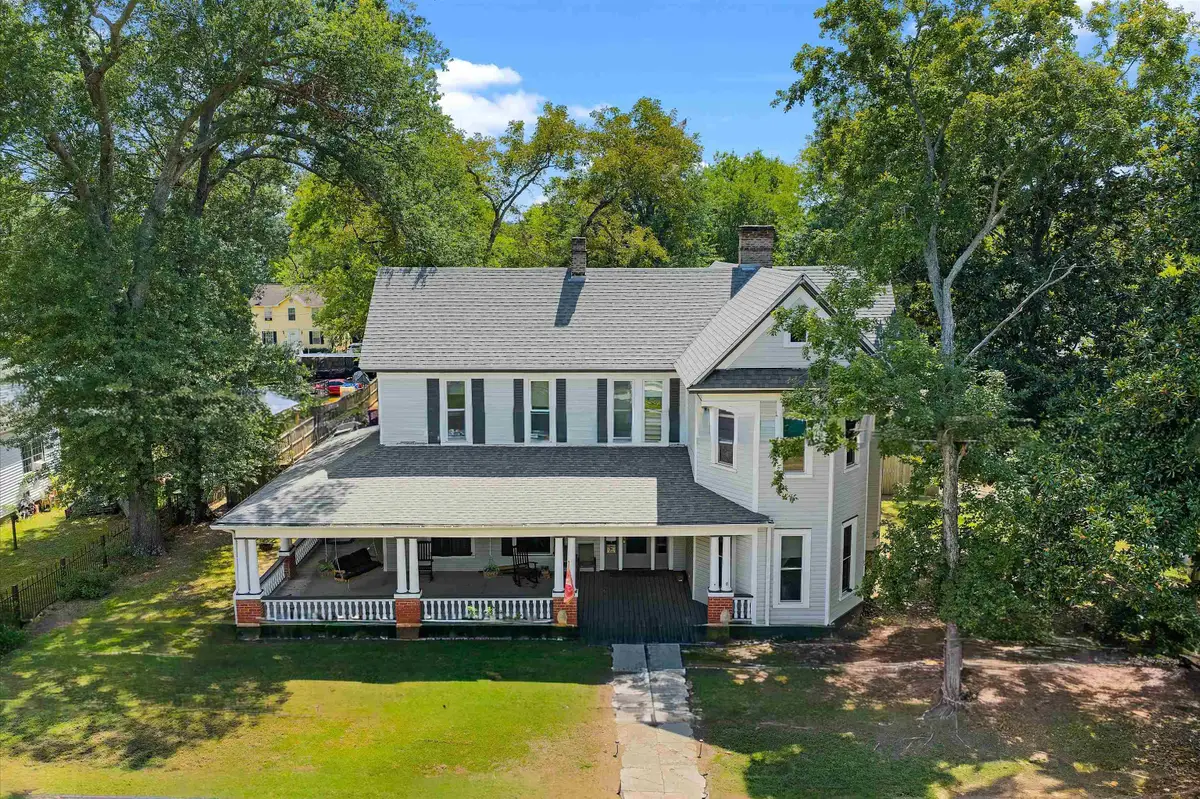 900 E Fannin, Marshall, TX 75670 - #1