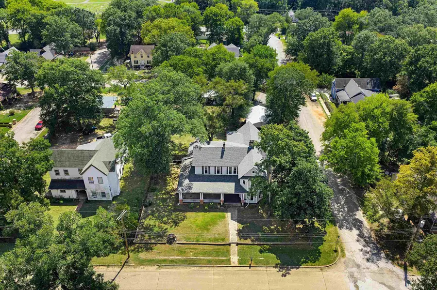 900 E Fannin, Marshall, TX 75670 - #2