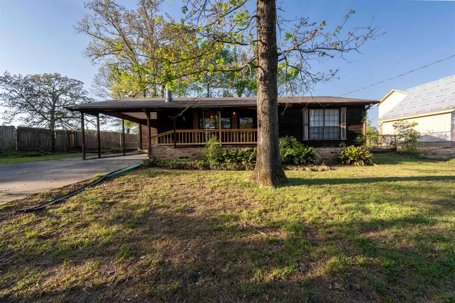 309 River Oaks Dr, Jefferson, TX 75667 - #2