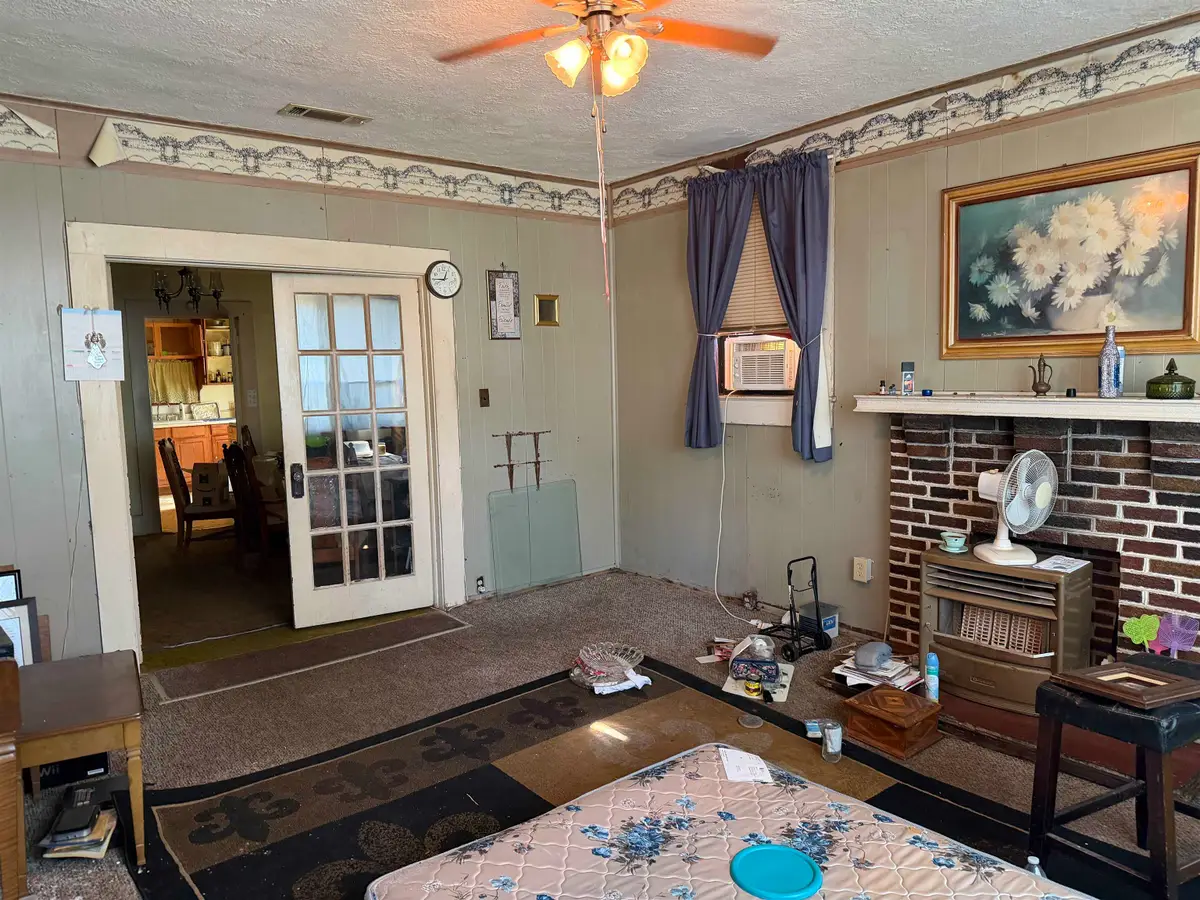 602 Holland, Marshall, TX 75670 - #1