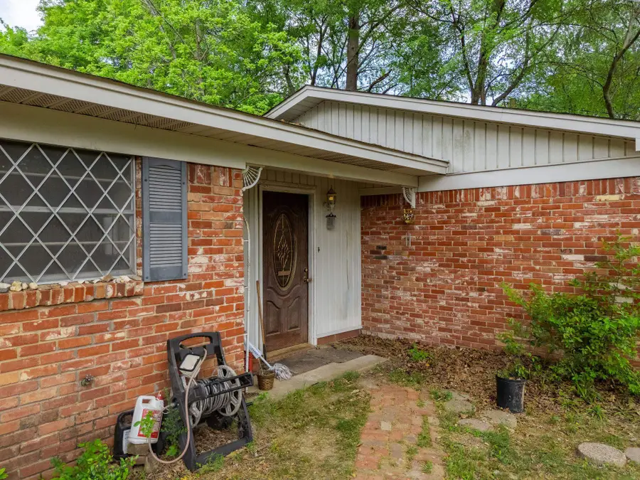 115 Amy St, Longview, TX 75604 - #2