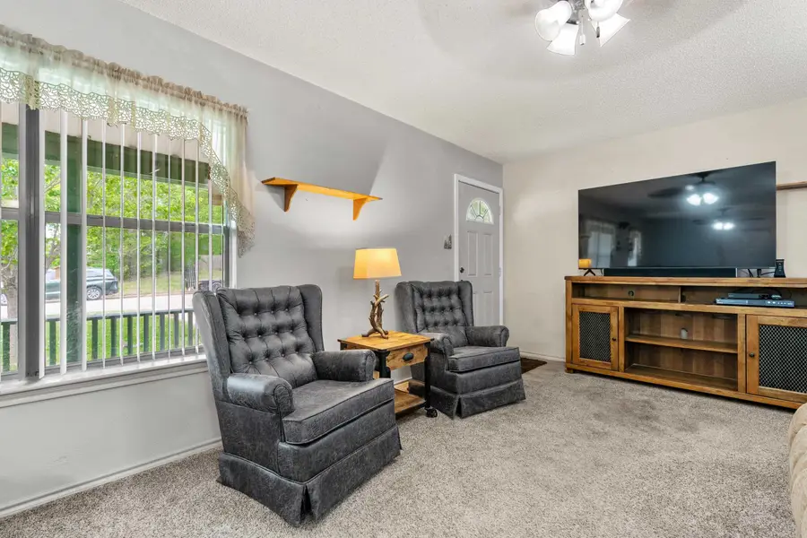 251 Syble Ln., Longview, TX 75605 - #3