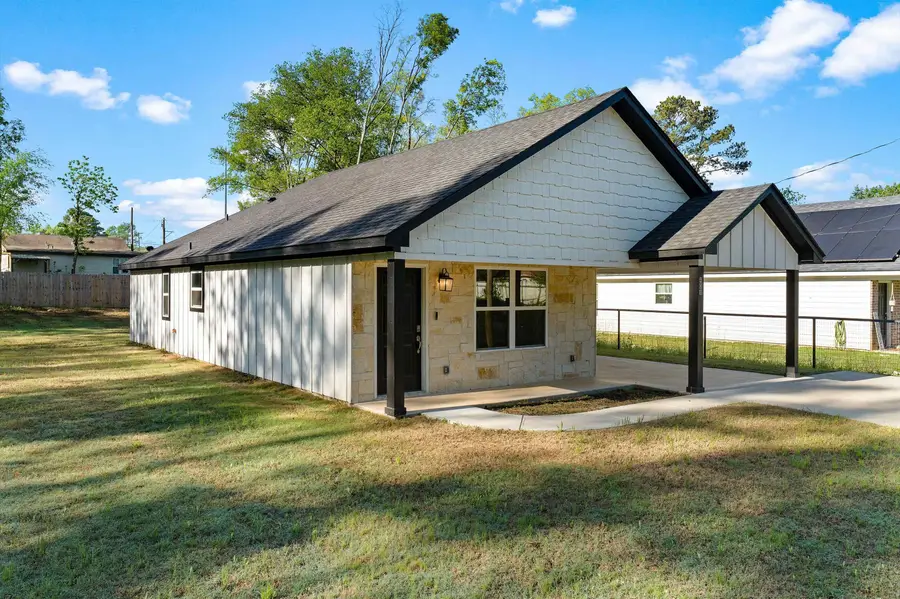 408 E Grand Ave, Longview, TX 75604 - #2