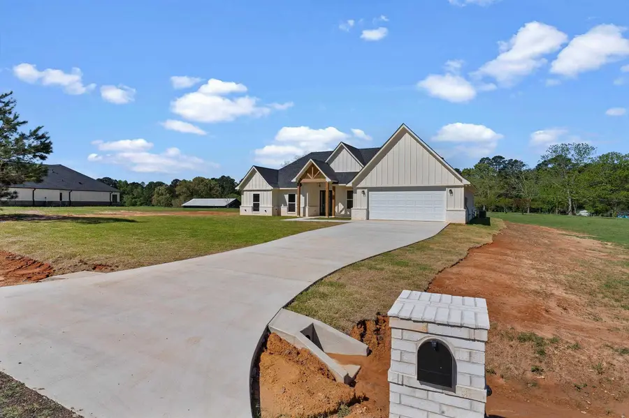 324 County Road 2204D, Tatum, TX 75691 - #2