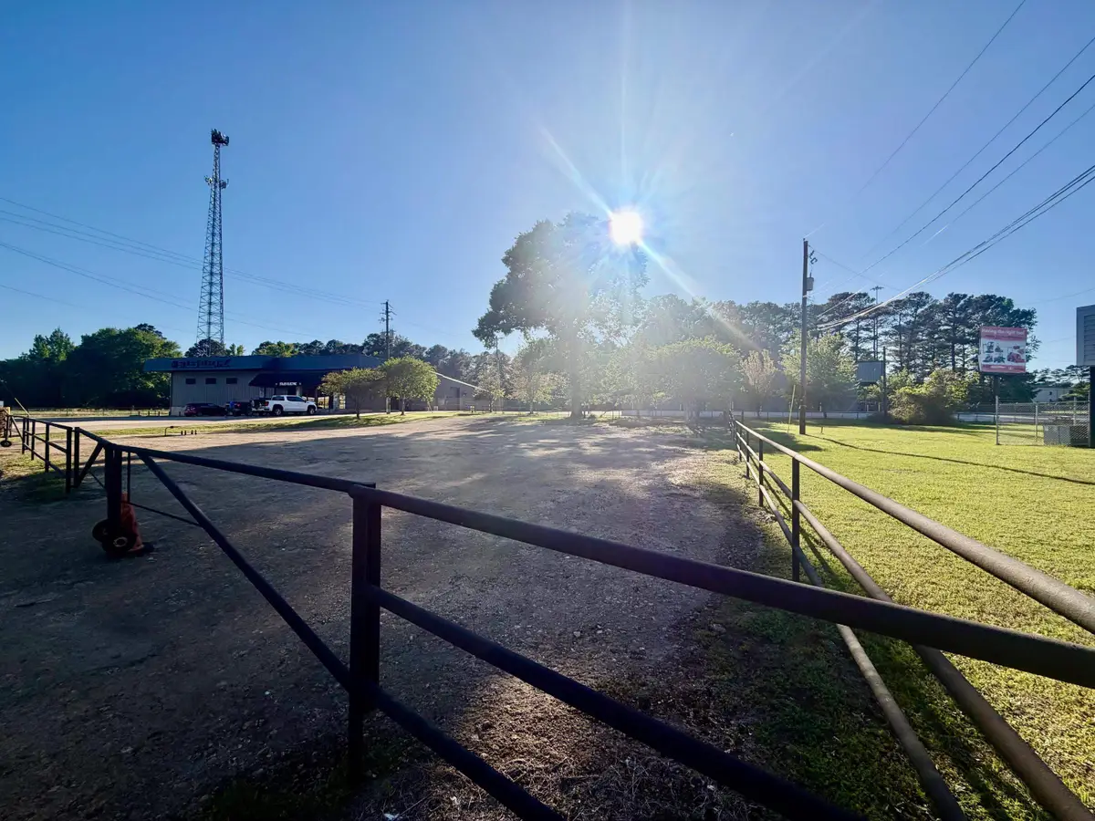 3605 S Eastman, Longview, TX 75602 - #1