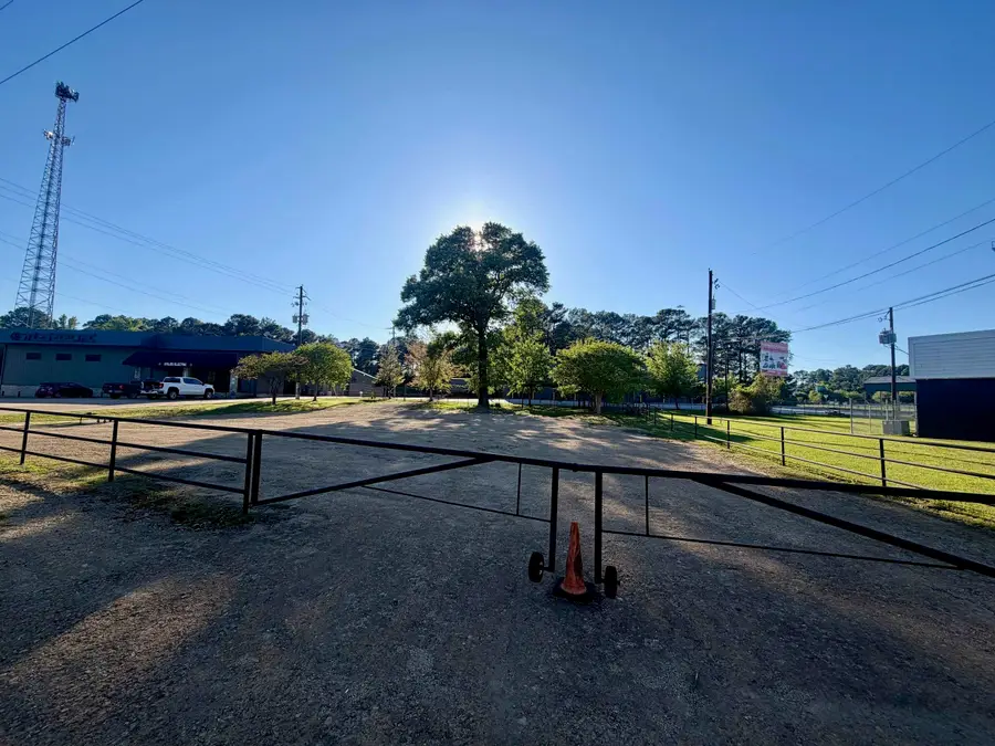 3605 S Eastman, Longview, TX 75602 - #2