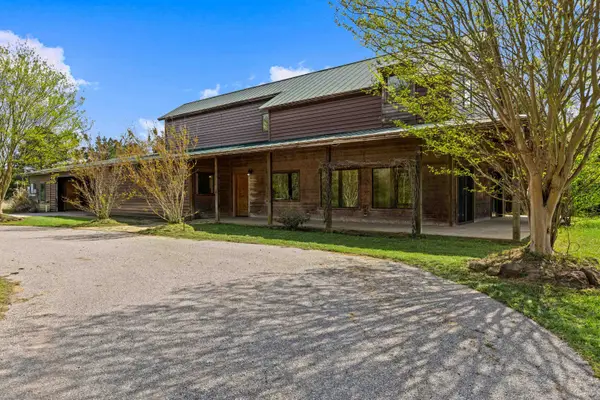 4313 S County Road 311, Henderson, TX 75654