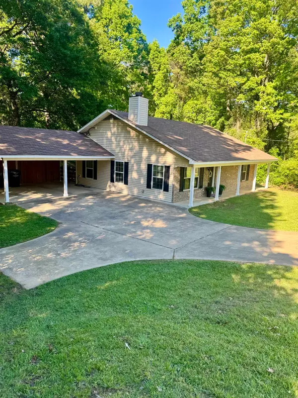 1311 Blueridge Pkwy, Longview, TX 75605