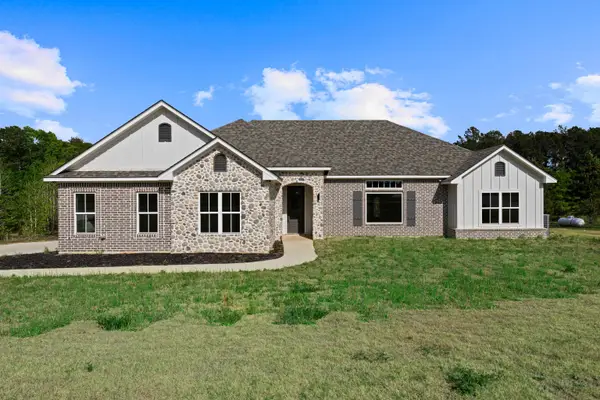 125 CR 387D, Henderson, TX 75654