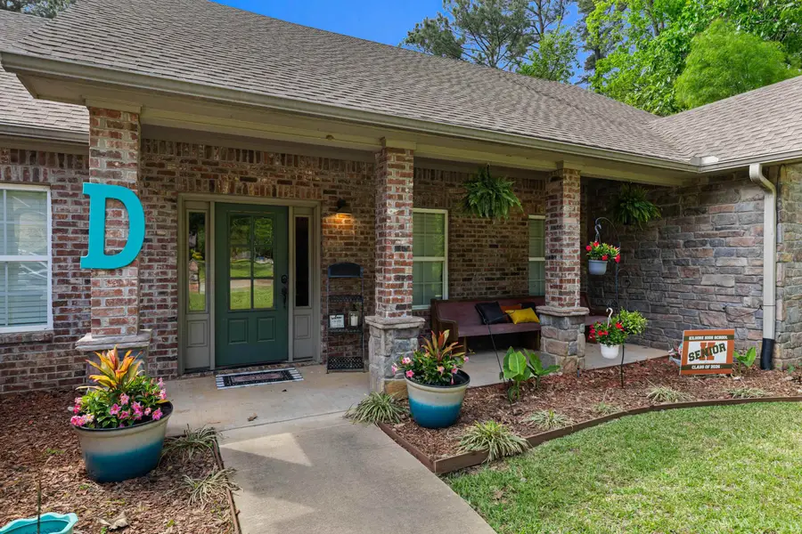 620 Town Oaks Cir, Kilgore, TX 75662 - #3