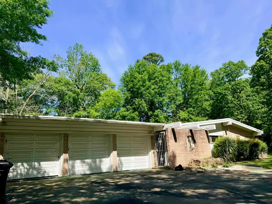 1021 Le Duke Blvd, Longview, TX 75601-4038 - #2