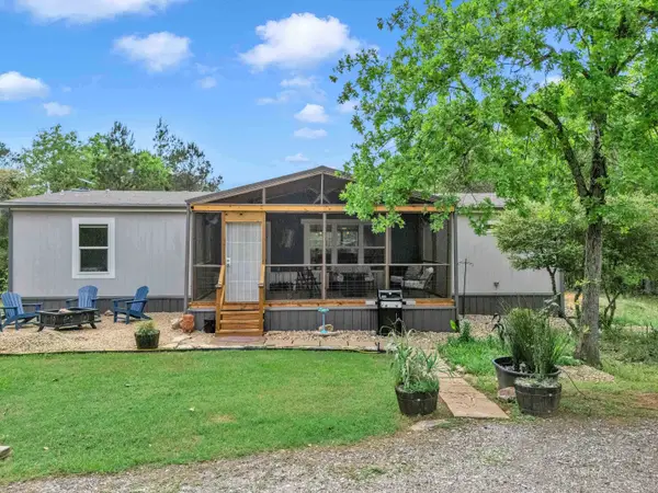 4976 S FM 315, Chandler, TX 75758