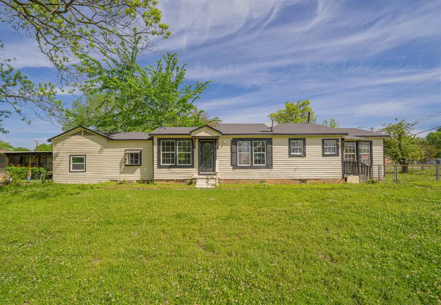 160 N Hearne, Waskom, TX 75692 - #2