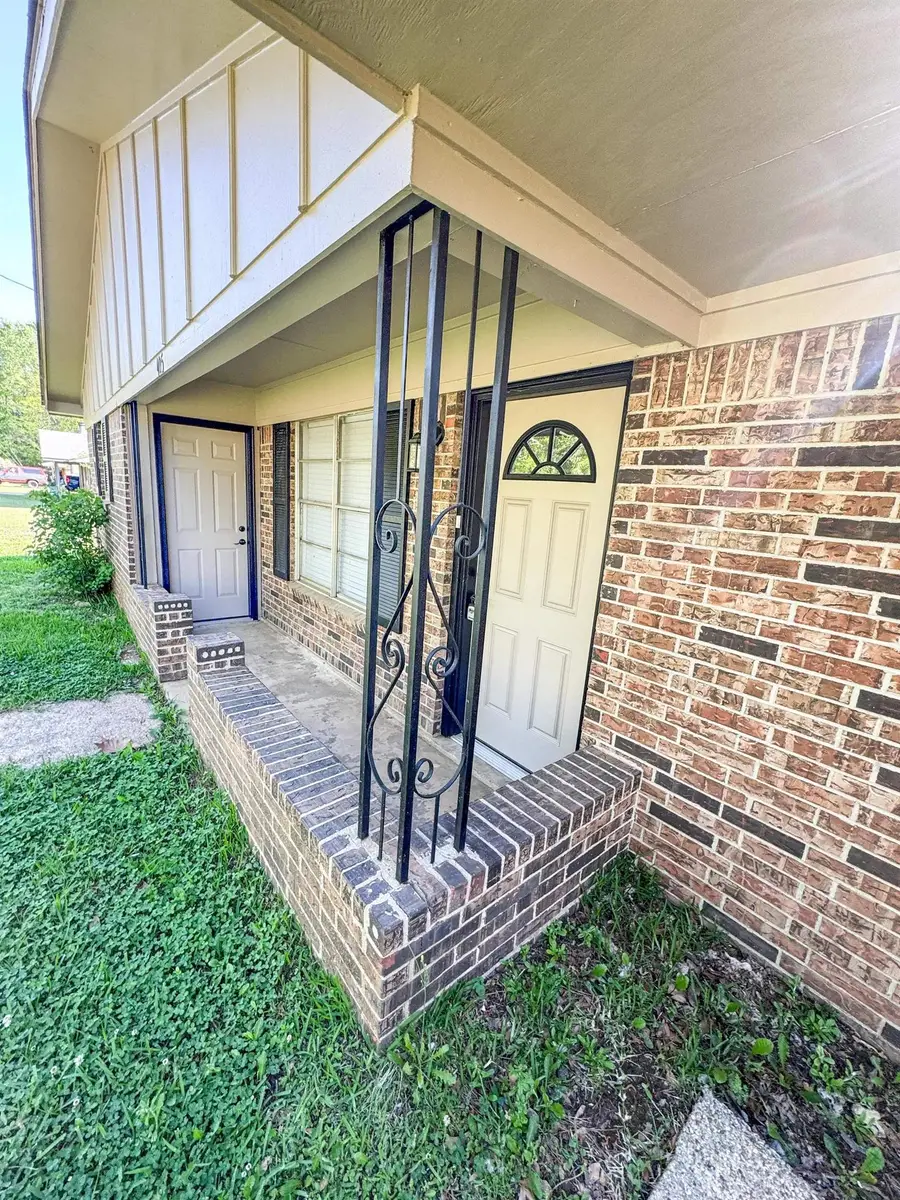 405 S Foster, Linden, TX 75563 - #2