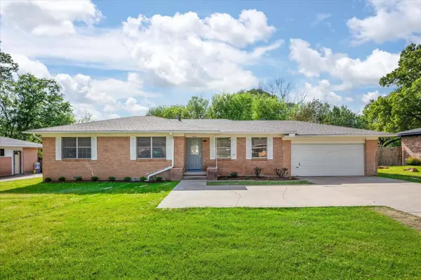 2205 Pine Tree Rd., Longview, TX 75604