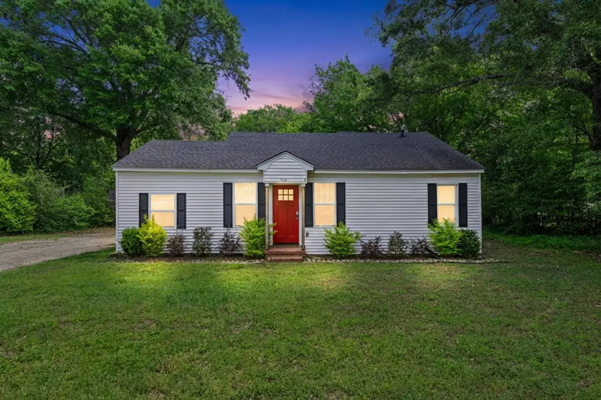 1021 N Montgomery St, Gilmer, TX 75644 - #1