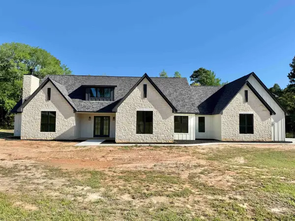 221 County Road 3545, Hawkins, TX 75765