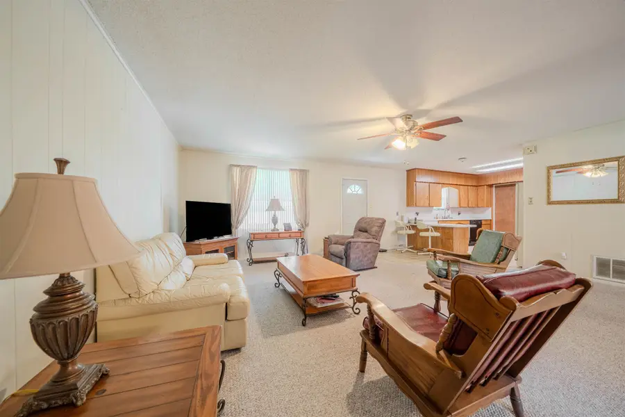 1307 Eva Dr., Longview, TX 75605 - #3