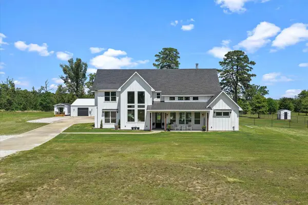 136 Clydesdale Ct, Gilmer, TX 75645