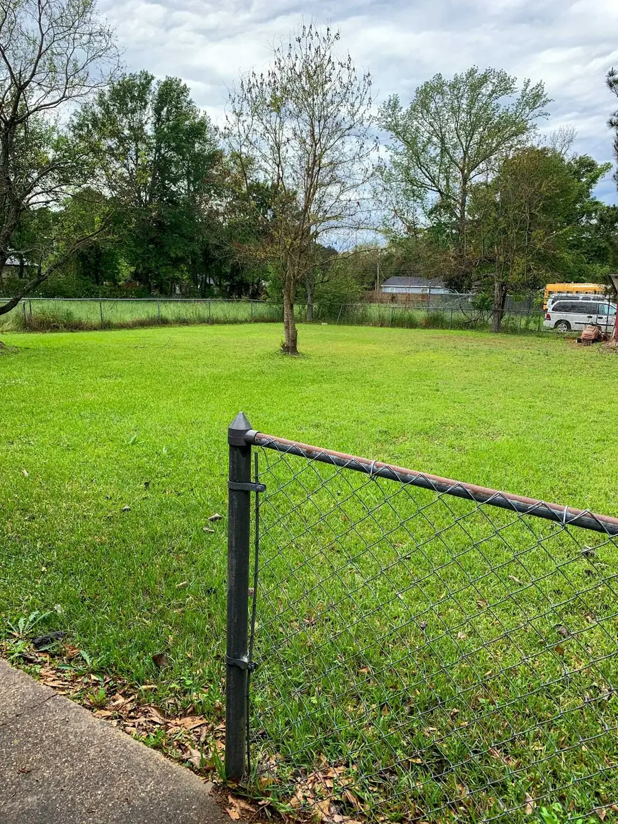 345 S Lake St, Waskom, TX 75692 - #3