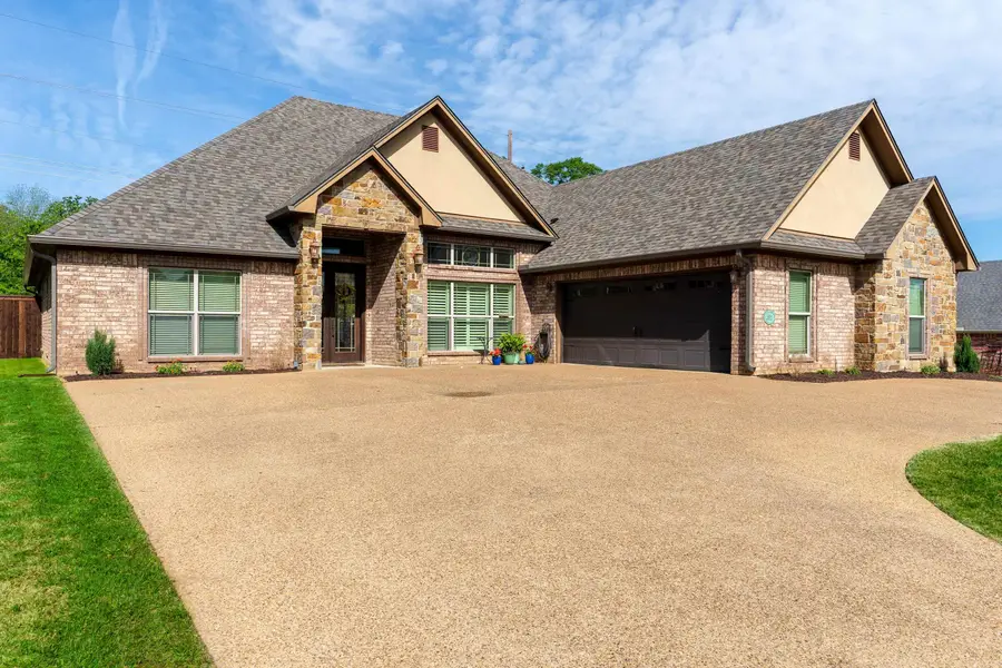 3811 LaVelle Ct., Longview, TX 75605 - #2