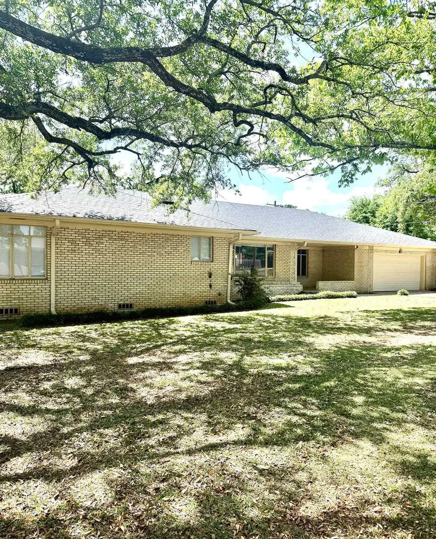 212 Hailey Dr, Longview, TX 75602 - #2